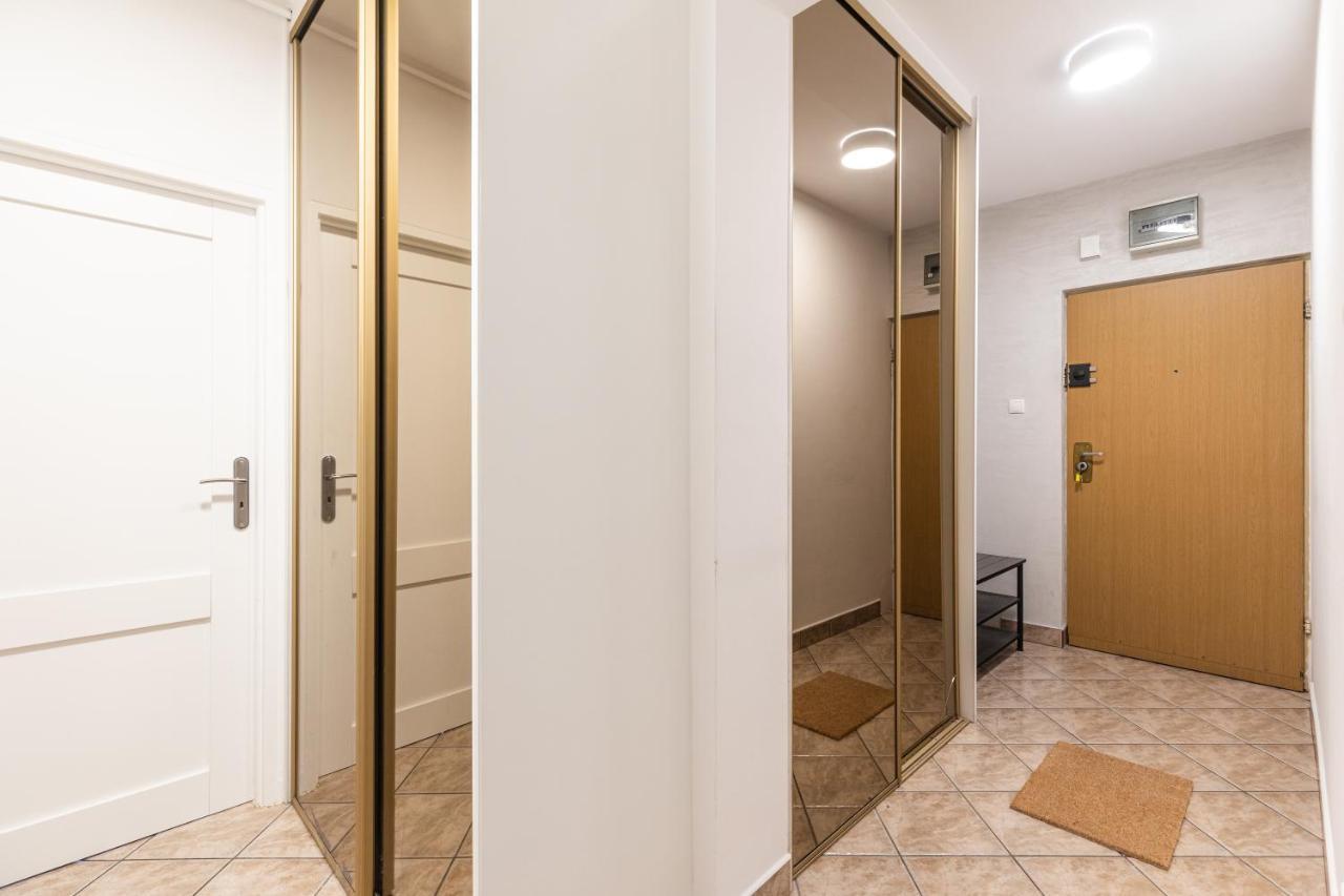 Superapart Polnej Rozy 1 Apartment Warsaw Ngoại thất bức ảnh